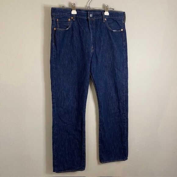 Levi's 501 Button Fly 36 X 32 Dark wash 5 pocket Straight leg Cotton Western - Picture 2 of 13